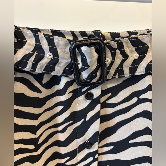 Banana Republic Midi Skirt with Belt - Picture 2 of 8